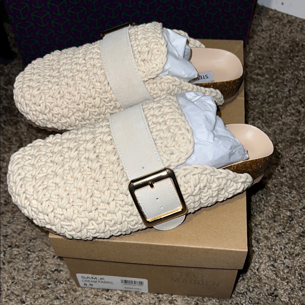 Steve Madden Beige Woven Women's Shoes